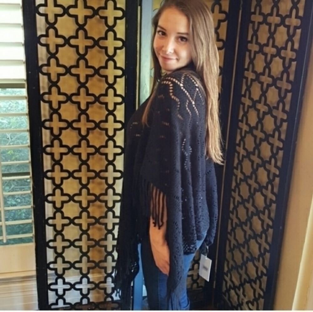 NWT Black Airy Poncho One‎ Size Over the Head